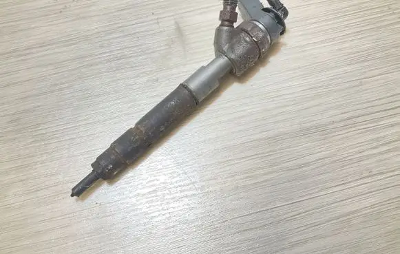 Mercedes-Benz A W168 Fuel injector 0445110167