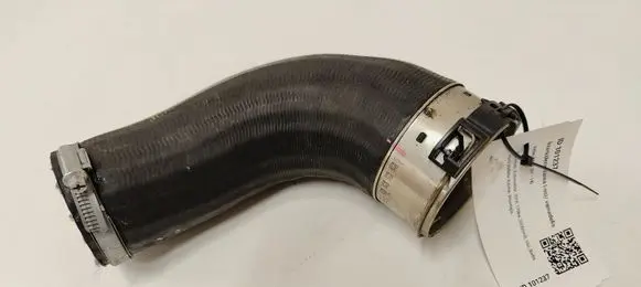 Volvo XC90 Intercooler hose/pipe 31657743 12960010