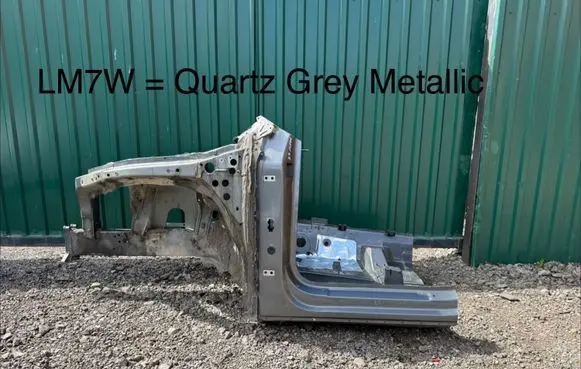 Audi Q7 4M Front quarter panel