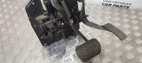 Mercedes-Benz A W168 Pedal assembly A0044307030 A1682900801