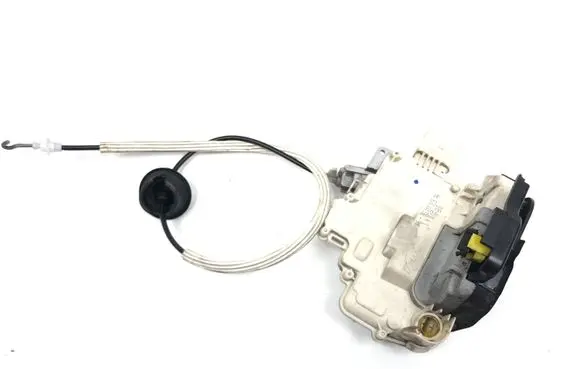 Audi A4 S4 B7 8E 8H Front door lock 8E2837016AA