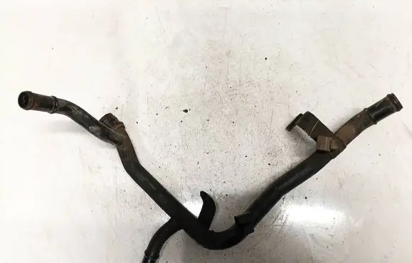 Skoda Praktik (5J8) Engine coolant pipe/hose 045121065m