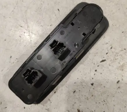 Peugeot 807 Electric window control switch 14996390XT