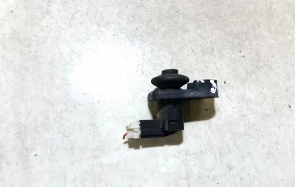 Nissan X-Trail T30 Front door sensor coupe 