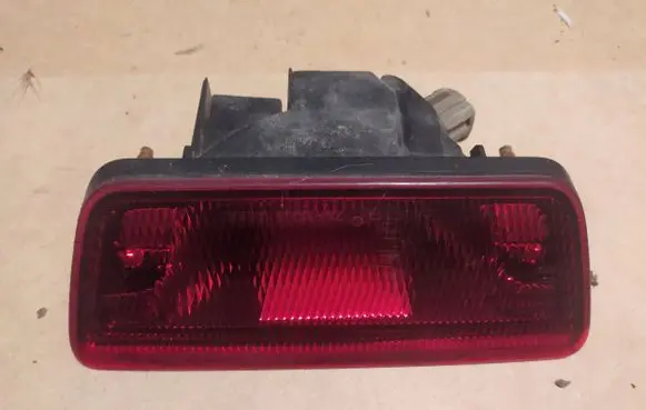 Nissan X-Trail T32 Third/center stoplight 23633005