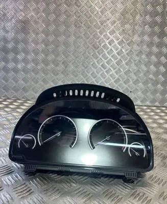 Speedometer (instrument cluster)