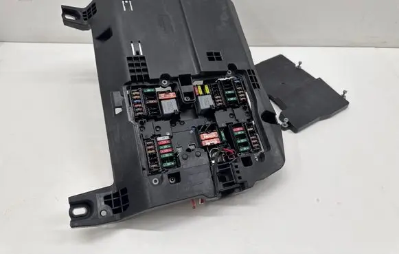 Mercedes-Benz EQA Fuse module A2475402406
