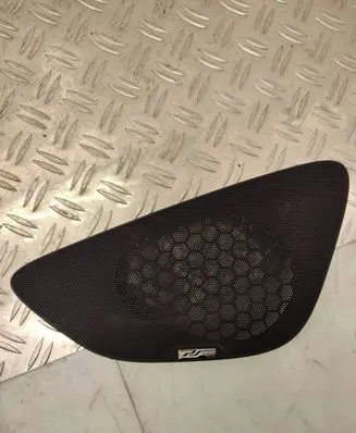 Volvo V60 Dash center speaker trim cover 31332797