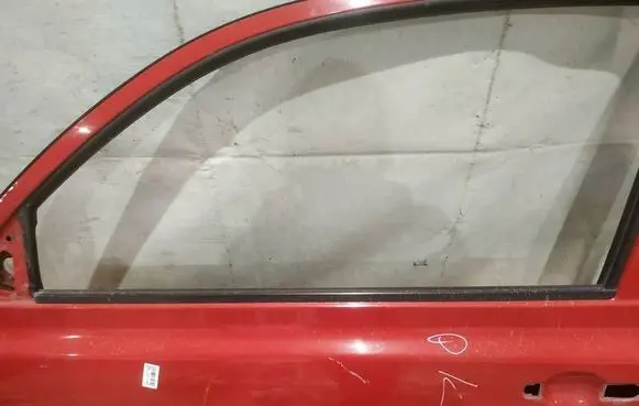 Nissan Micra Front door glass trim molding