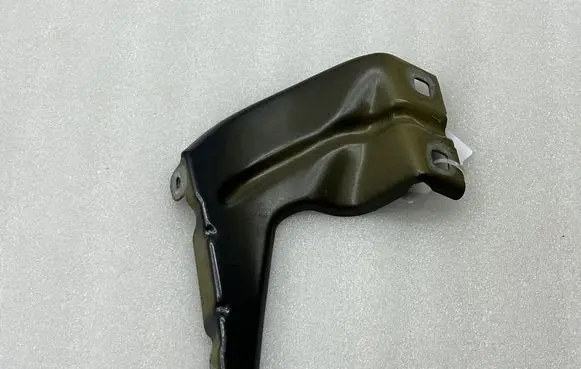 Audi Q2 - Fender mounting bracket 81A821135