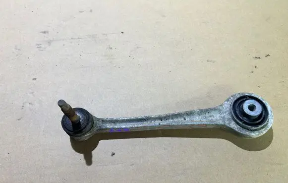 BMW 5 E39 Rear control arm 1090746