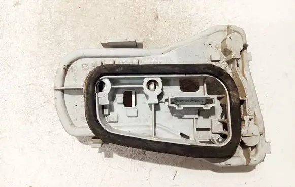 Volkswagen Polo IV 9N3 Tail light bulb cover holder 6q6945258f