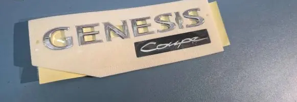 Hyundai Genesis Manufacturers badge/model letters 863102M000