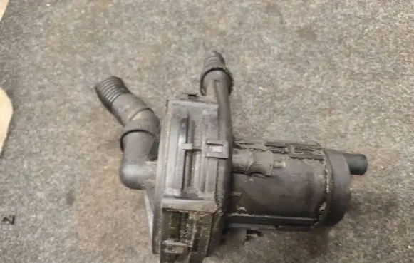 Audi TT Mk1 Secondary air pump 078906601D 72185112