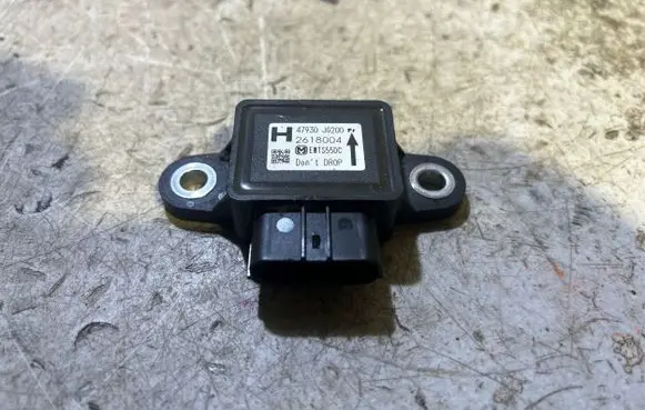 Nissan X-Trail T31 ESP acceleration yaw rate sensor 47930JG200 2618004 EWTS55DC