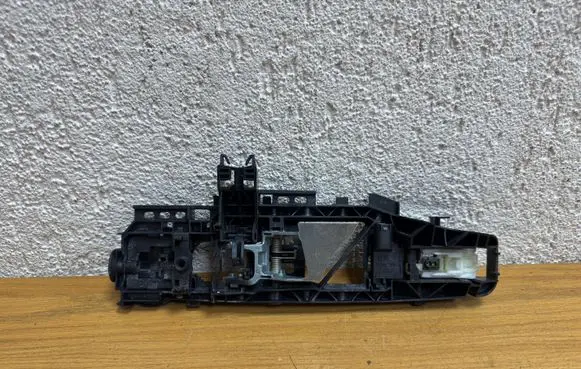 Mercedes-Benz GLC C253 Rear door exterior handle/bracket A0997602200
