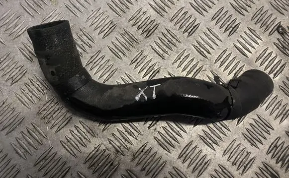 Nissan X-Trail T30 Intercooler hose/pipe