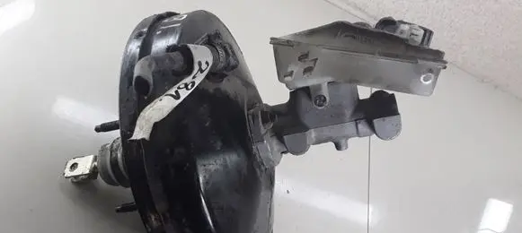 Peugeot 206 Brake booster 9634942980