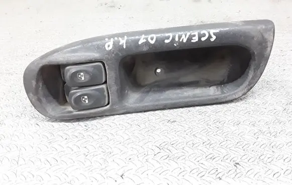 Renault Scenic I Electric window control switch