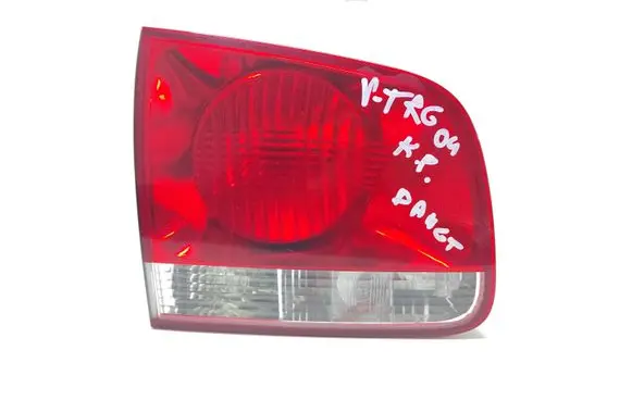 Volkswagen Touareg I Tailgate rear/tail lights 7L06945259