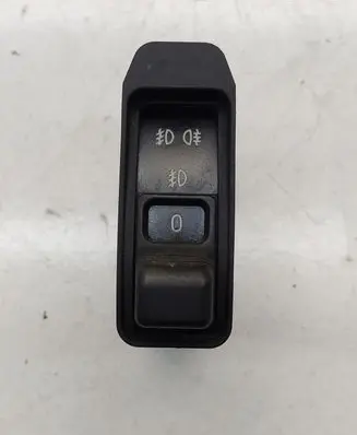 BMW 7 E32 Fog light switch 1374117 61311374117 38813702
