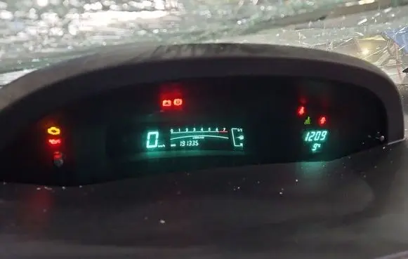 Toyota Yaris Speedometer (instrument cluster) 838000D660D IMPRK1576333