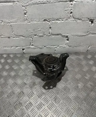 KIA Sportage Engine mount bracket 21810F1100