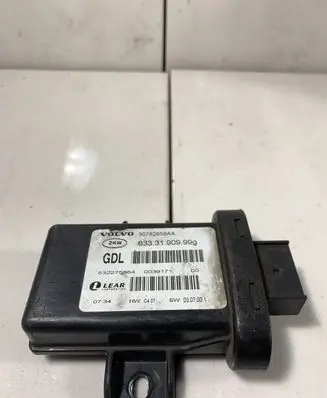 Volvo V70 Light module LCM 30782658AA