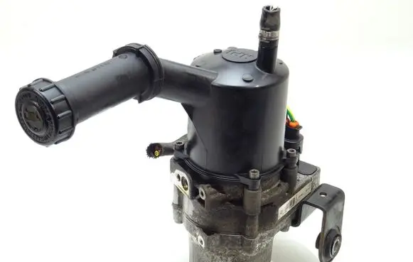 Citroen C4 I Power steering pump 
