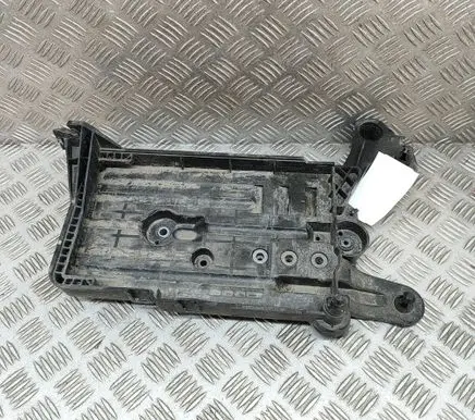 Battery box tray