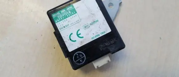 Toyota RAV 4 (XA20) Door control unit/module 8974142151