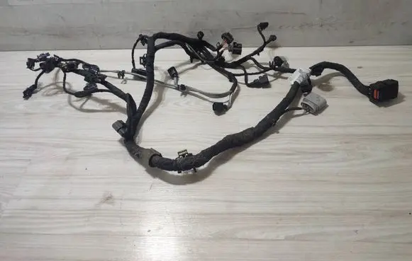 Skoda Scala Engine installation wiring loom 04C972627AH