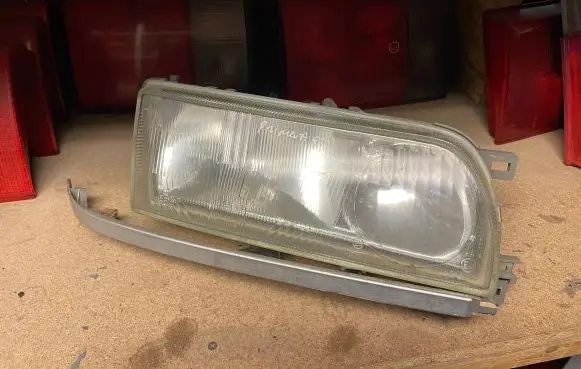 Nissan Primera Headlight/headlamp 048204
