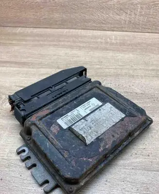 Renault Megane I Engine control unit/module ECU 7700114504 S110010002B