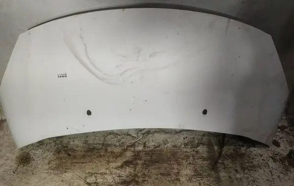 Citroen C3 Engine bonnet/hood baltas