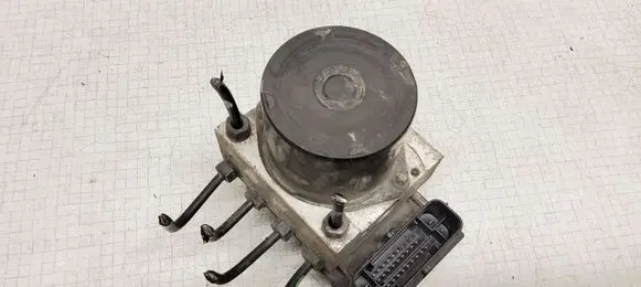 Volkswagen Polo IV 9N3 ABS Pump 6Q0907379AF 0265800511 6Q0614117S