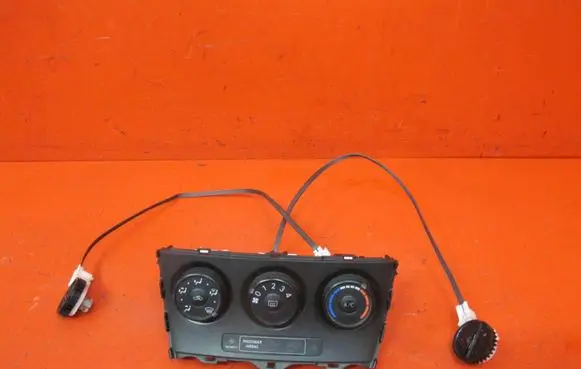 Toyota Auris 150 Interior fan control switch 5540602420