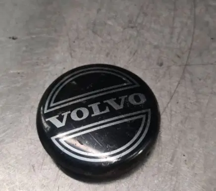 Volvo S60 Original wheel cap 8646379 112501