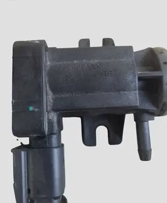 Peugeot 3008 I Turbo solenoid valve 9674084680