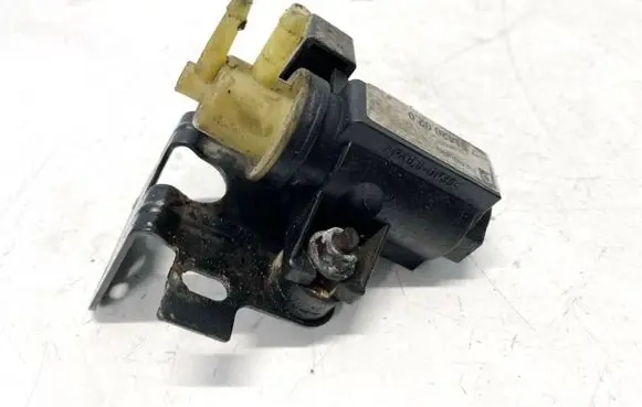 Opel Insignia A Turbo solenoid valve 701420020