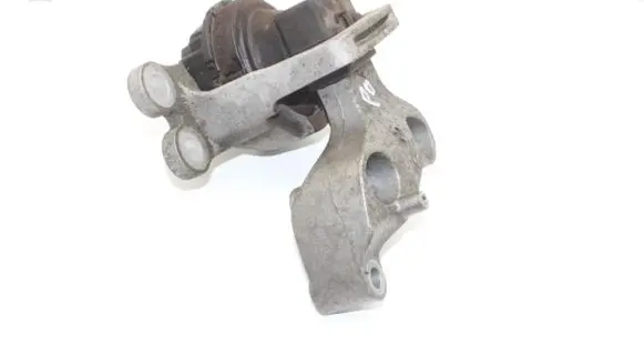 Nissan X-Trail T32 Engine mount bracket 112114BA0A