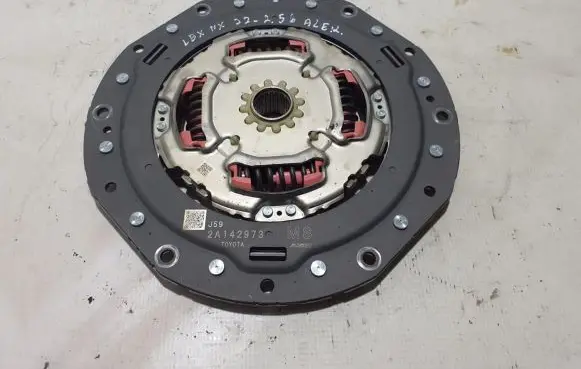 Lexus NX Pressure plate 3127048040