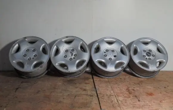 Opel Omega B1 R12 alloy rim 90473000