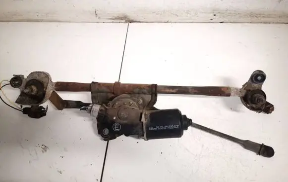 Front wiper linkage and motor