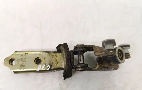 Volkswagen Transporter - Caravelle T4 Sliding door middle roller runner 701843335A 701843336A