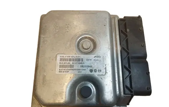 Fiat Doblo Engine control unit/module ECU 55255948 MJD8F3D4 HW2FP