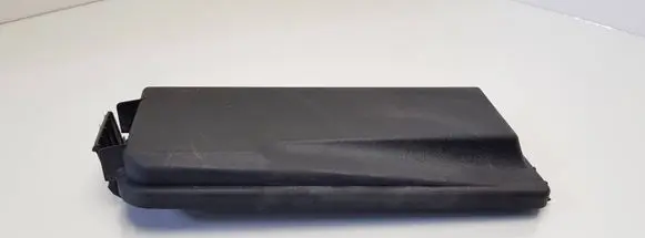 Opel Vectra C Fuse box cover 24438039