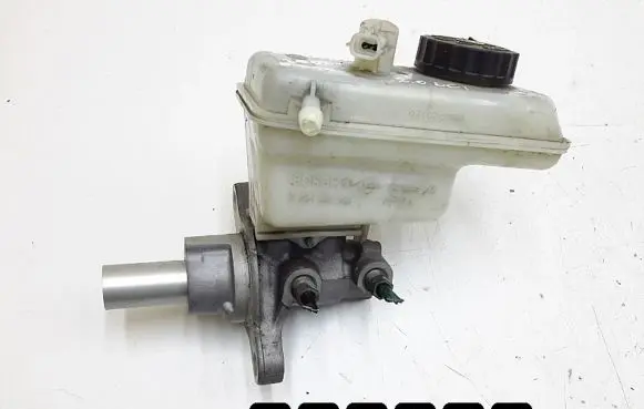 Renault Laguna III Master brake cylinder 0204051440