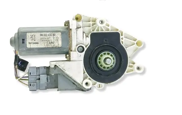 Peugeot 607 Rear door window regulator motor 9632243280