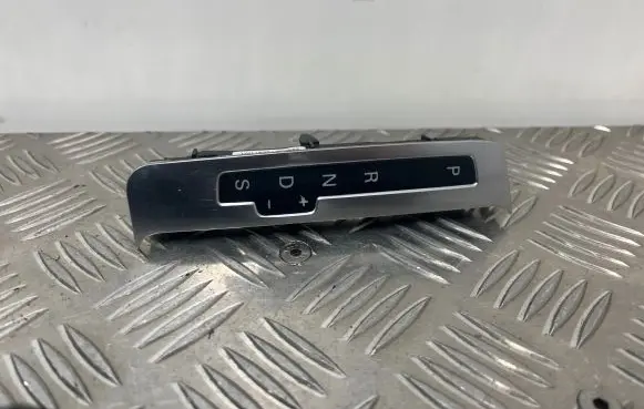 Audi Q7 4L Gear shift selector indicator 4L1713463A